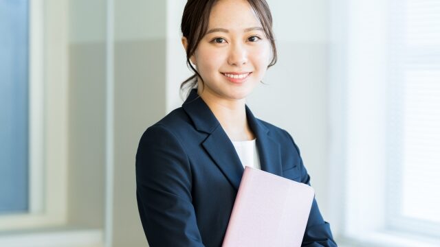 女性